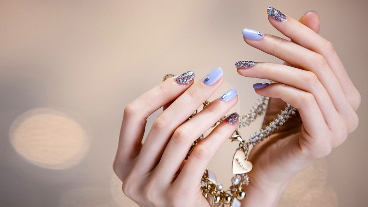 Glamour Nails: Where Beauty Meets Style 2024