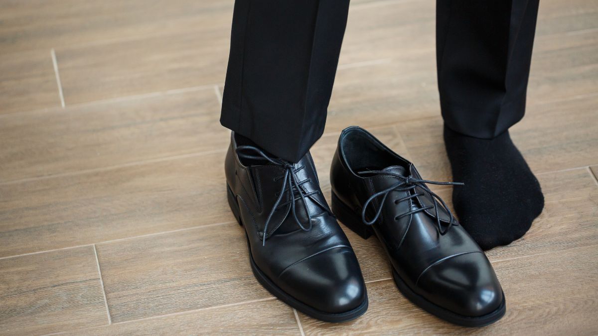 Discover the Perfect Pair of Black Dress Shoes 2024